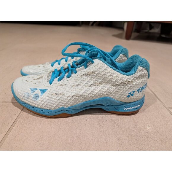 Yonex Power Cushion AERUS Badminton Shoes – Women’s 9 – Non-Marking - Picture 2 of 5